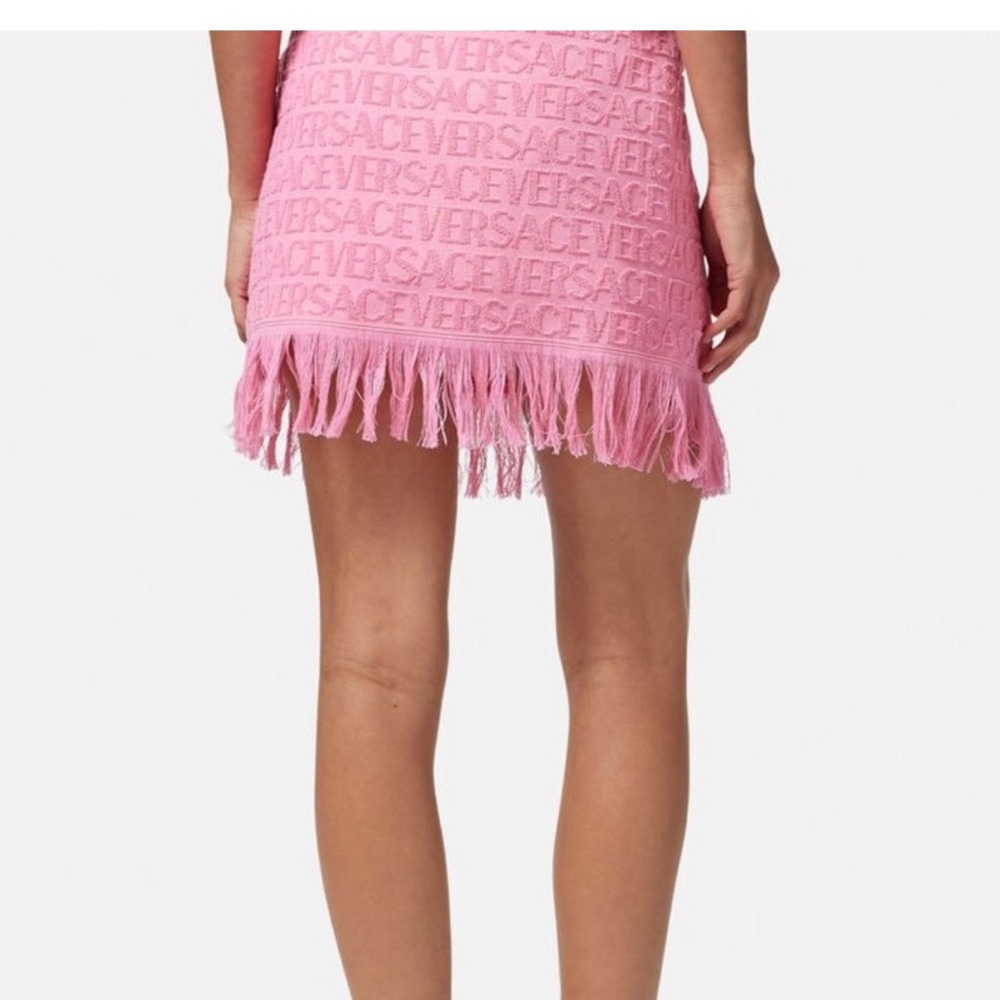 Authentic Versace Hot Pink Coverup beach towel wrap - Picture 6 of 9